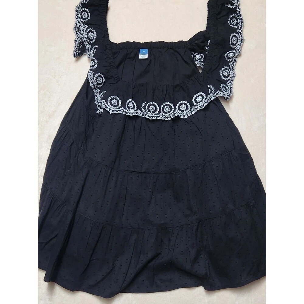 Old Navy Blouse Womens 3x Black White Sleeveless Ruffle Square Neck Embroidery